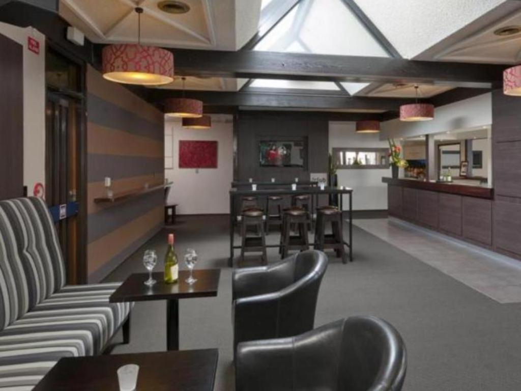 The Riccarton Hotel Christchurch Eksteriør billede