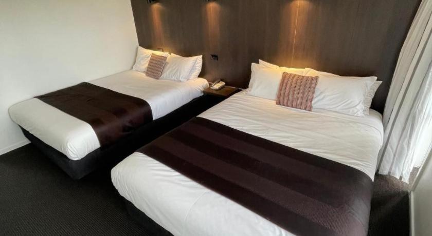 The Riccarton Hotel Christchurch Eksteriør billede